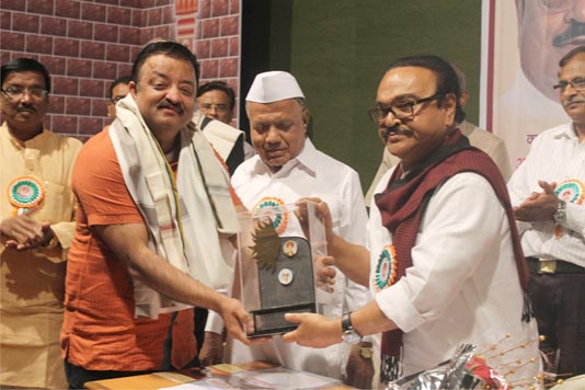Krantisurya Mahatma Phule and Tatyasaheb Deshpande Award - 2014